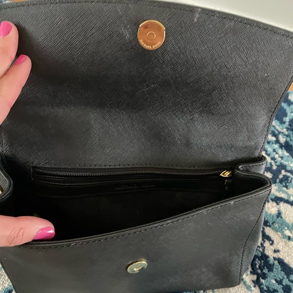 Michael Kors satchel - Picture 5 of 10